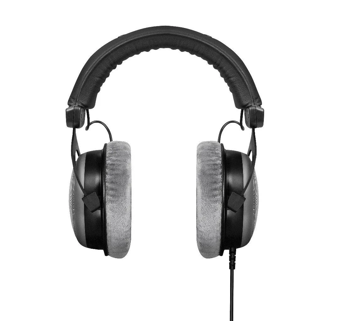 Beyerdynamic DT 880 PRO Studio Semi-Open-Back Headphones 250 ohm