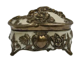 Casual Princess Music Box (medium)