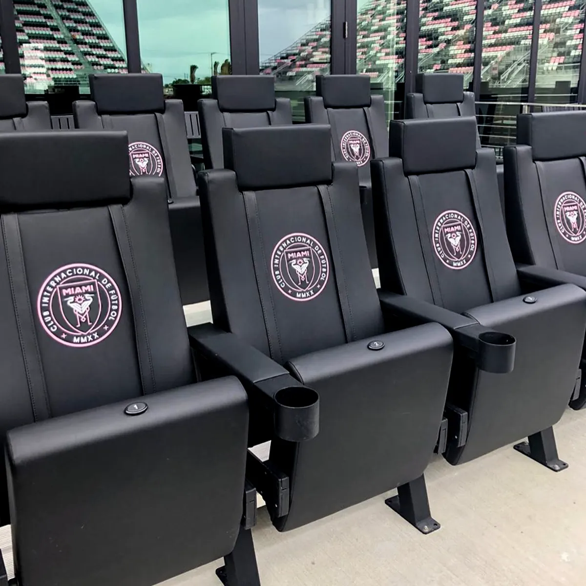 SuiteMax 3.5 VIP Seats with Los Angeles Chargers Secondary Logo